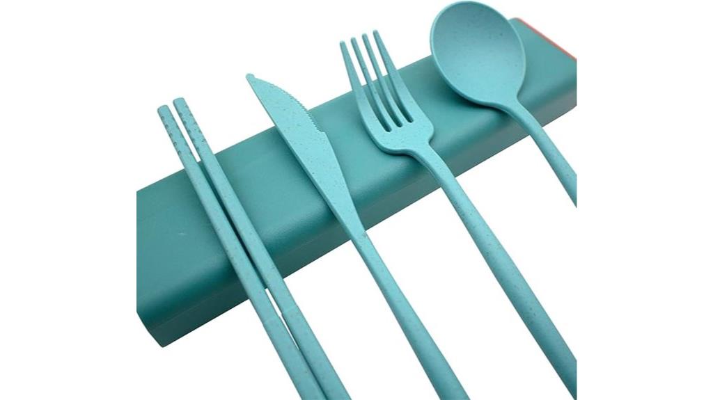 blue top wheat grass cutlery