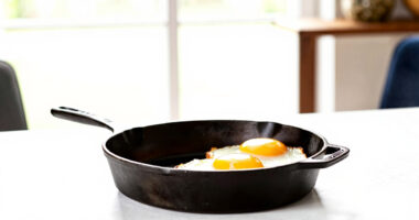 14 Best Cast Iron Skillets for Breakfast Baking in 2026